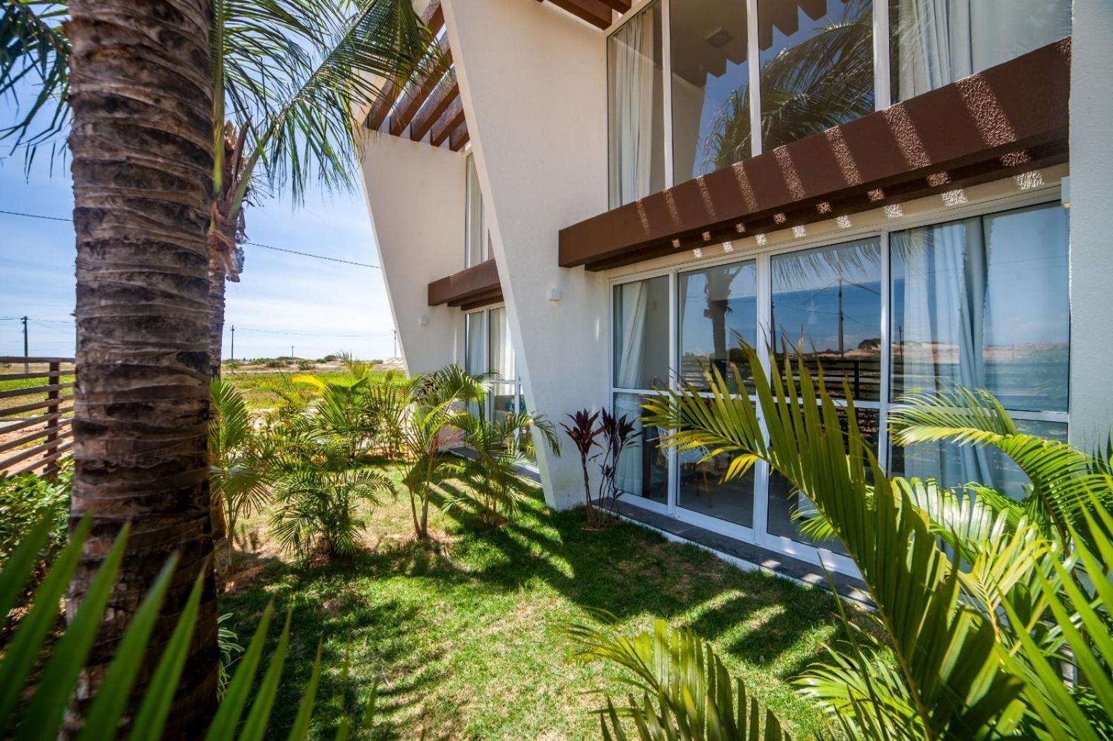 The Coral Beach Resort By Atlantica Flecheiras Bagian luar foto